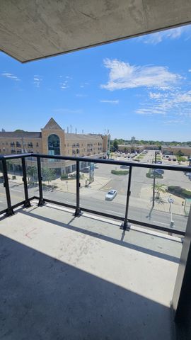 For Lease - 7 Smith Crescent Unit# 415, Toronto, Ontario - Photo 4