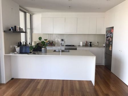 EXECUTIVE 2 BEDROOM SECURITY APARTMENT IN THE FORUM - Photo 3