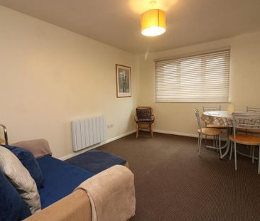 1 bedroom flat to rent - Photo 6