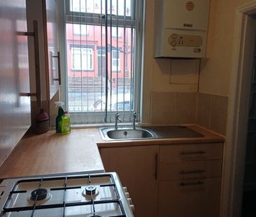 2 Bed Terraced House, Compton Crescent, LS9 - Photo 3