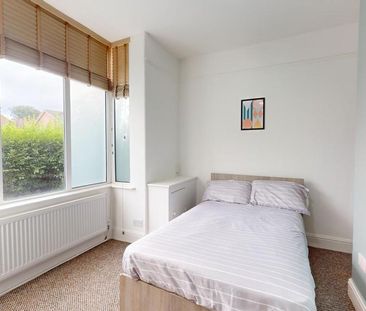 5 bedroom house to rent - Photo 2