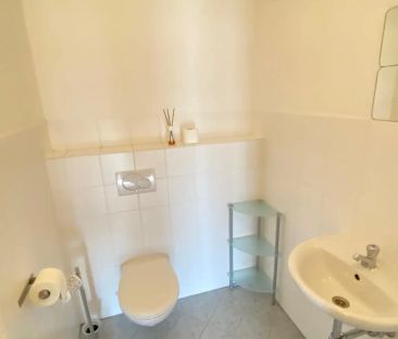 BARRIEREFREIE 3 ZIMMERWOHNUNG MIT PARKPLATZ IN MITTERTREFFLING - Photo 3