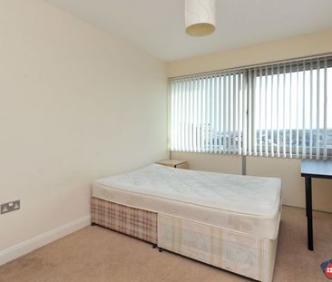 West Wear Street, Sunderland - Photo 1