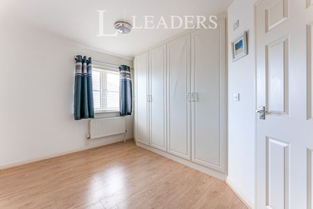 2 bedroom apartment to rent Coldicott Mews, Elmer Road - Photo 2