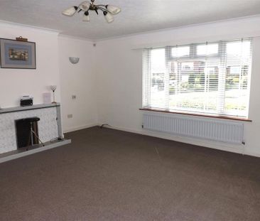 3 bedroom bungalow to rent - Photo 3