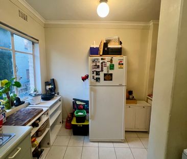 St Kilda East - Photo 4