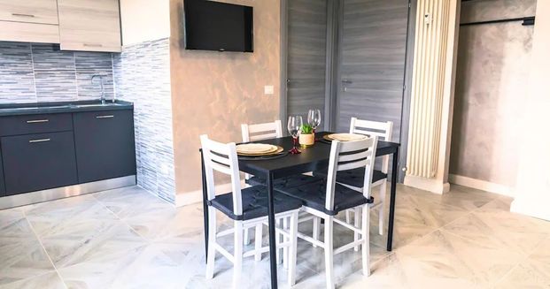 Via Gabriello Chiabrera, Rome, Lazio 00145 - Photo 1