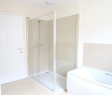 2 bedroom semi-detached house to rent - Photo 4