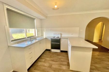 Three Bedroom Home in Great Location! - Photo 2