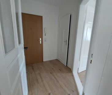 Kleine neu renovierte 2 Raumwohnung im Dachgeschoss - Foto 5