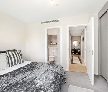 2 bed Flat To Let - Photo 6