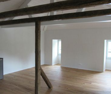 Beautiful 3.5-room apartment with exposed beams - Photo 5