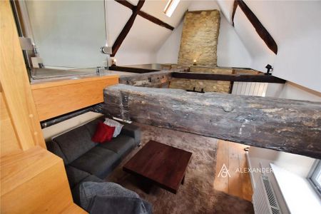 1 bedroom flat to rent - Photo 2