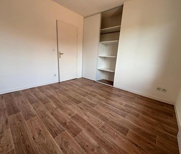 Location Appartement 2 pièces 47m² GUILHERAND GRANGES 07500 - Photo 3