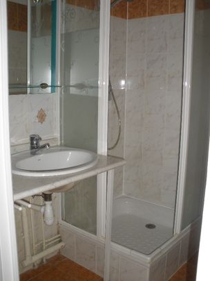 MAISON SPACIEUSE AVEC BEAU JARDIN - Photo 1