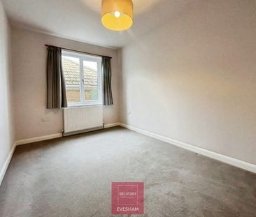 Bungalow to rent on - Photo 5