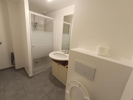 Location Appartement 2 pièces 40m² LA TOUR 74250 - Photo 5