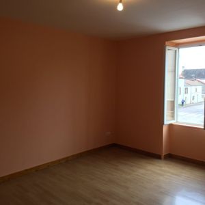 APPARTEMENT T2 A LOUER - Photo 2