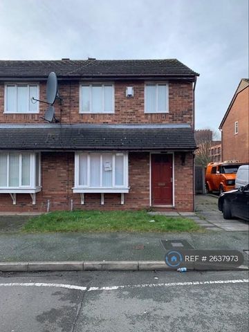 3 bedroom semi-detached house to rent - Photo 5