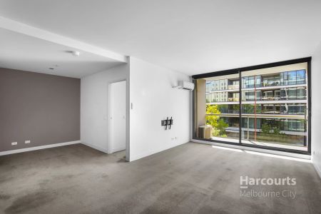 Spacious 1 Bedroom In Leafy East Melbourne! - Photo 2