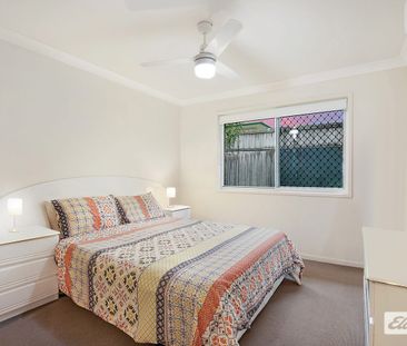 Cozy Home Perfect for a Small Family! - Photo 5