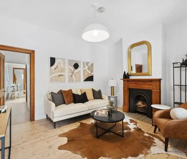 Charming, renovated terrace in prime Newtown pocket - Photo 1