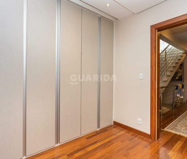 Casa Residencial/Sobrado para aluguel, 3 quartos, 3 suítes, 4 vagas... - Foto 1