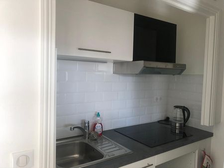 Appartement Courbevoie 1 pièce(s) 21.43 m2 - Photo 4