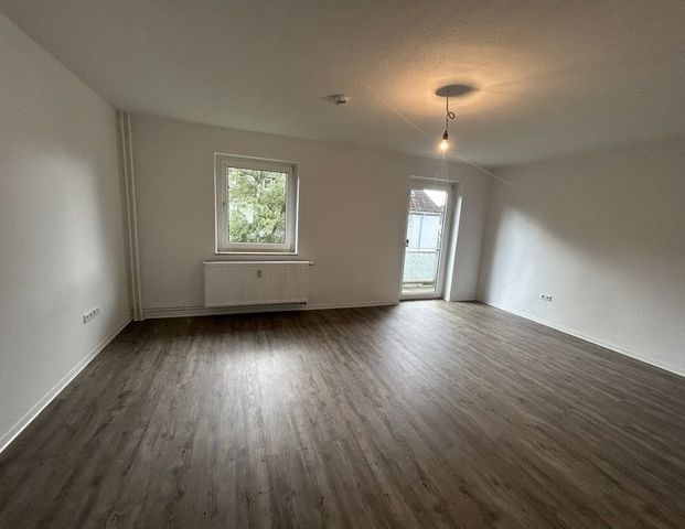 Mit Balkon genießen- wo die Blumen sprießen! - Foto 1