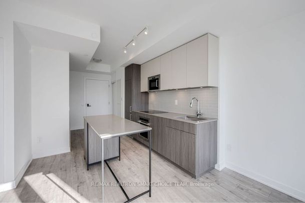 For Lease - 220 Missinnihe Way Unit# 1316, Mississauga, Ontario - Photo 1