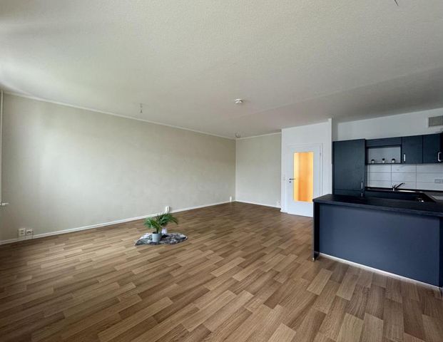 Modern, stilvoll, bezugsfertig - mit Einbauküche - Foto 1