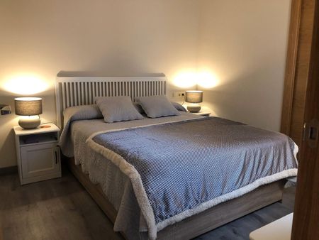 Piso de alquiler en Calle Ancha, Universidad - Tenerías - Photo 4