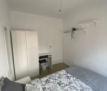 Carrer Joan Lluis Vives, Manises, Valencian Community 46940 - Photo 1