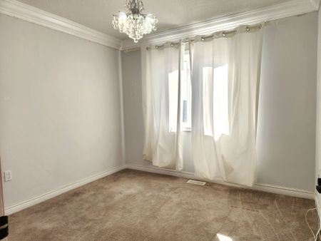 For Lease - 265 Pumpkin Pass, Hamilton, Ontario - Photo 5