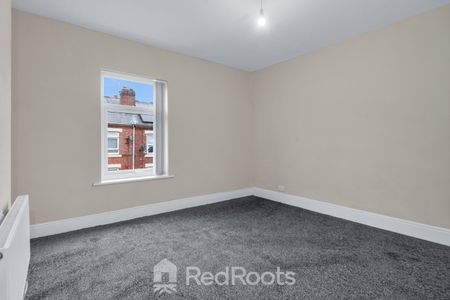 2 bed end of terrace house to rent in Ellerker Avenue, Doncaster, South Yorkshire, DN4 - Photo 2