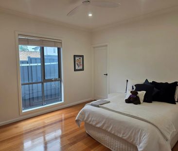 For Lease - Prized Family home. - Photo 3