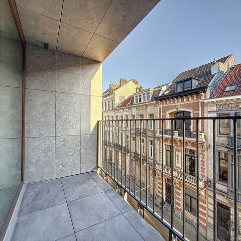 Appartement te huur in Ixelles - Photo 1