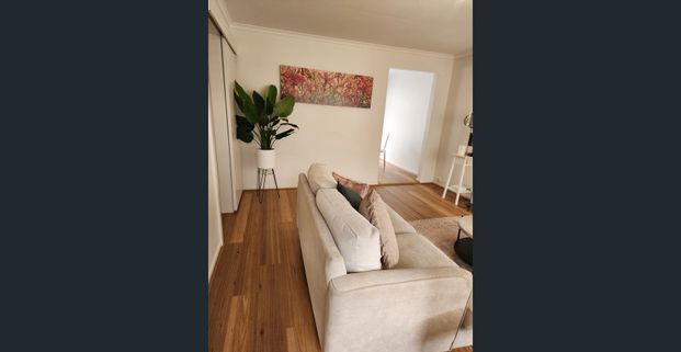 Walk to the train station! Fully furnished bills included - Photo 1