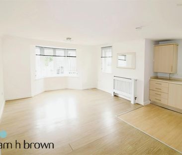 Philip Sidney Court, Grays, Chafford Hundred - Photo 6