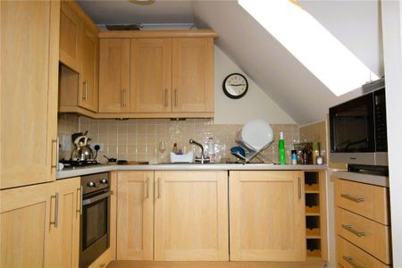 1 bedroom flat to rent - Photo 4