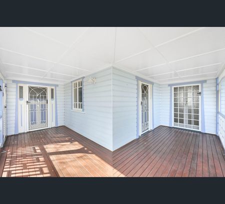 125 Bridge St, North Toowoomba, Qld 4350 - Photo 3