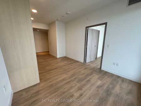 For Lease - 27 Mcmahon Drive Unit# 2015, Toronto, Ontario - Photo 2