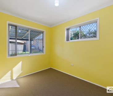 Freshly updated home with large yard! - Photo 2