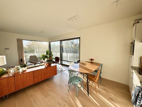 Twee slaapkamer appartement incl. autostaanplaats - Photo 1