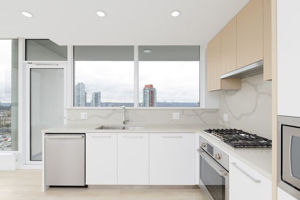 567 Clarke Rd (9th Floor), Coquitlam - Photo 1
