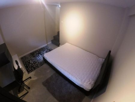 6 bedroom house to rent - Photo 2