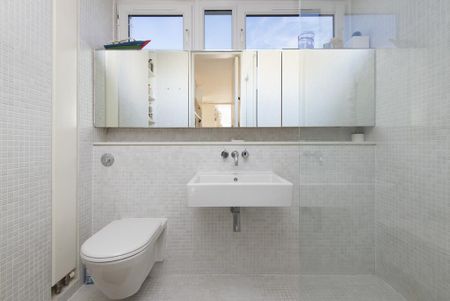 3 bedroom flat to rent - Photo 5