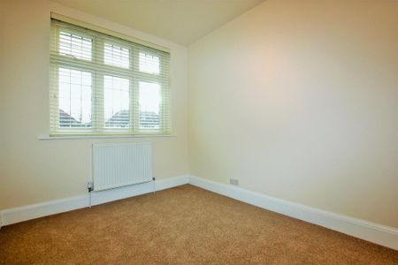 5 bedroom detached house to rent - Photo 3