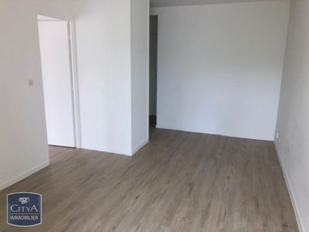 Location Appartement 2 pièces 38m² POITIERS 86000 - Photo 2