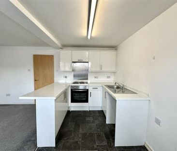 2 bedroom apartment to rent - Photo 6